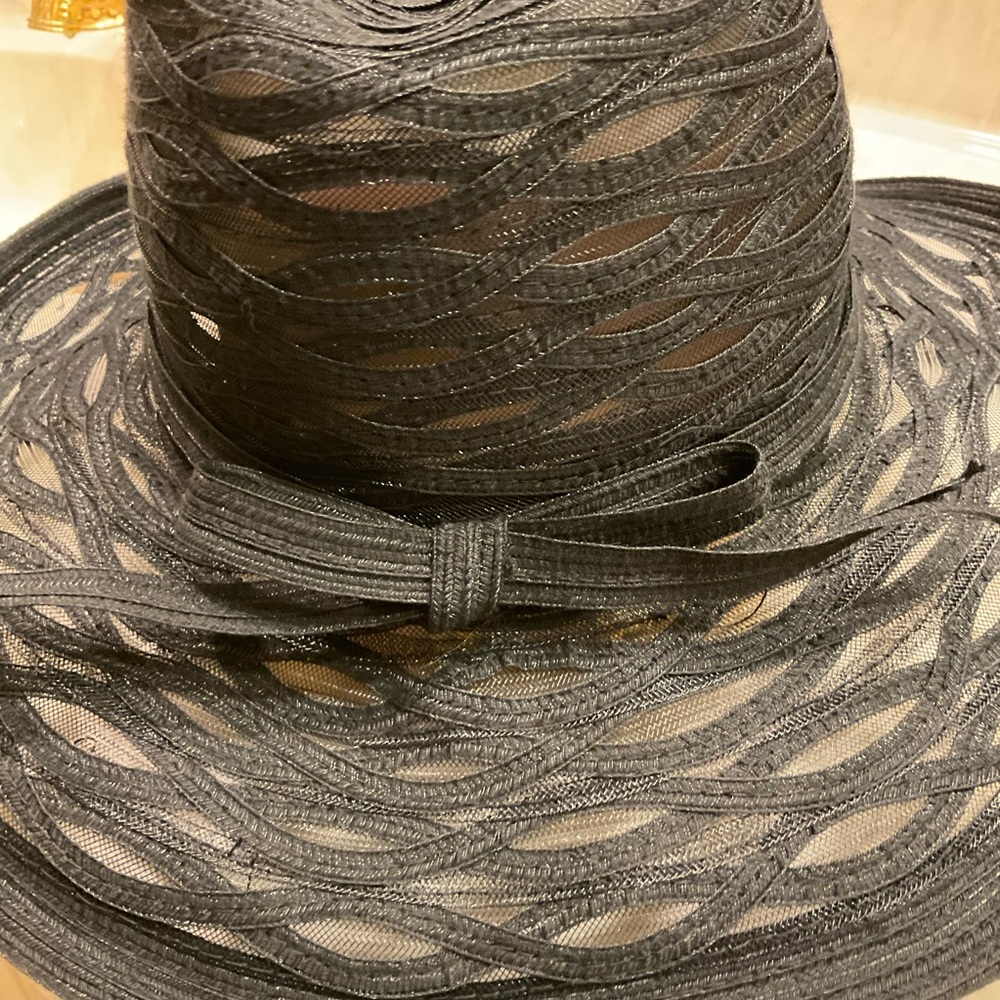 FREE with purchase of other item at list price: Lizzy Ribbon Hat, Black, Sz S - Picture 2 of 7
